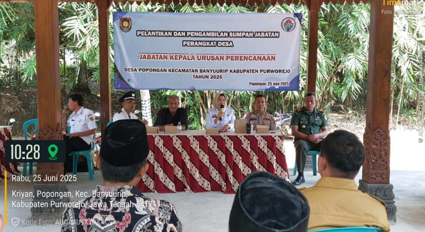Camat Banyuurip Hadiri Pelantikan Perangkat Desa Popongan