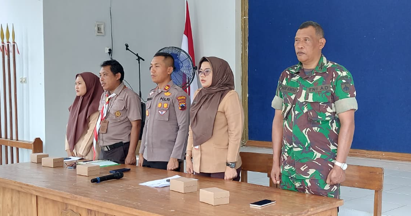 Rapat Koordinasi Forkopimcam Bersama Perangkat Kelurahan Digelar di Kecamatan Banyuurip