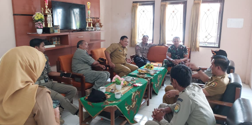 Rapat Koordinasi Tindak Lanjut Aduan Warga Terkait Aktivitas Kafe A3 di Sumbersari